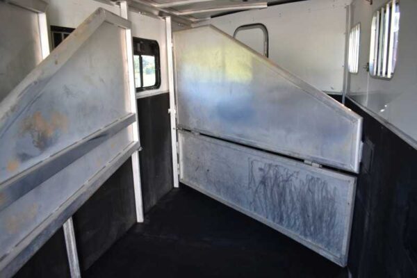 2006 Exiss 7407LQ 4 Horse Trailer with 7′ Short Wall - Image 26