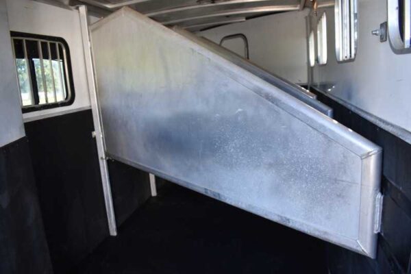 2006 Exiss 7407LQ 4 Horse Trailer with 7′ Short Wall - Image 24