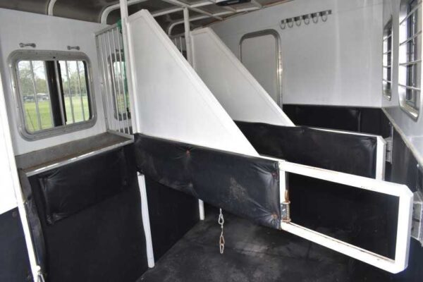 2007 American Spirit 8308LQ 3 Horse Trailer with 8′ Short Wall - Image 28