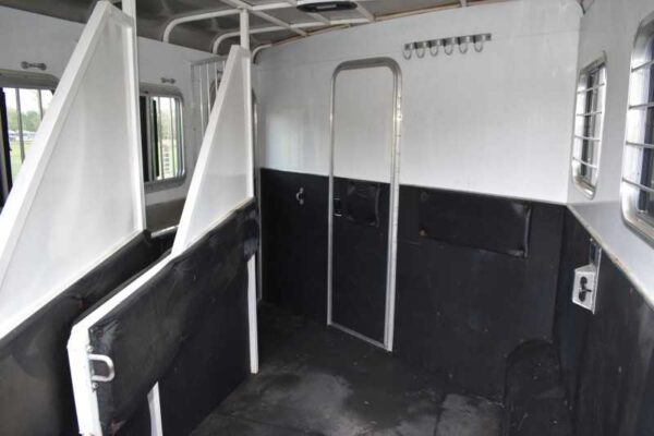 2007 American Spirit 8308LQ 3 Horse Trailer with 8′ Short Wall - Image 30