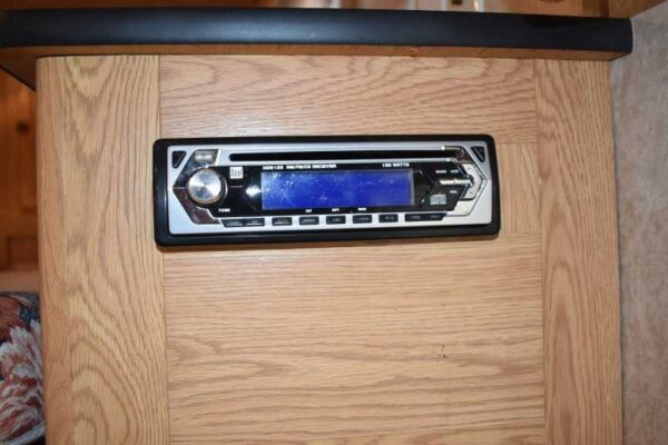2007 American Spirit 8308LQ 3 Horse Trailer with 8′ Short Wall - Image 17