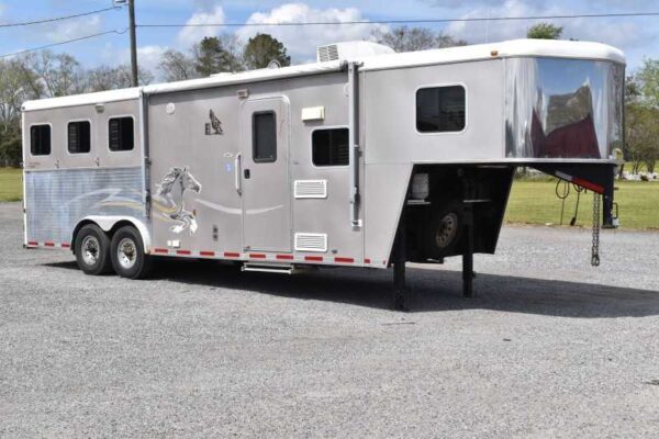 2007 American Spirit 8308LQ 3 Horse Trailer with 8′ Short Wall - Image 3