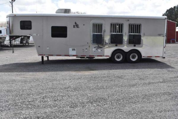 2007 American Spirit 8308LQ 3 Horse Trailer with 8′ Short Wall - Image 9