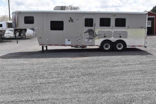 2007 American Spirit 8308LQ 3 Horse Trailer with 8′ Short Wall - Image 8