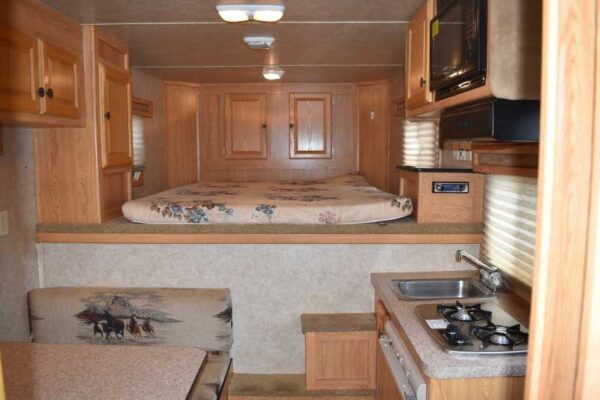 2007 American Spirit 8308LQ 3 Horse Trailer with 8′ Short Wall - Image 11