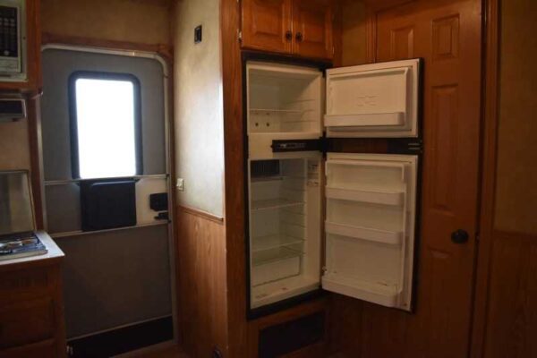 2007 American Spirit 8410GLQ 4 Horse Trailer with 10′ Short Wall - Image 21