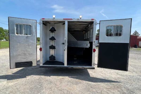 2006 Featherlite 8412LQ 4 Horse Trailer with 12′ Short Wall - Image 7