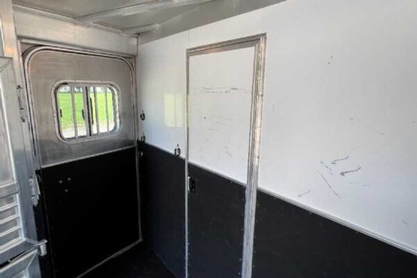 2006 Featherlite 8412LQ 4 Horse Trailer with 12′ Short Wall - Image 12