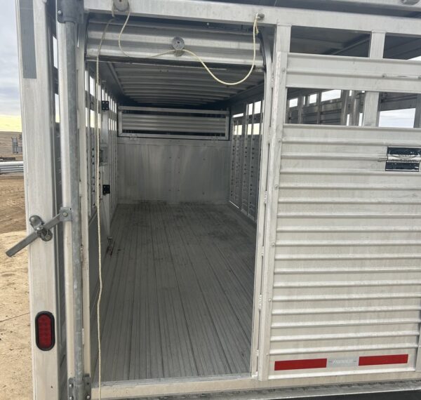 Used 2007 Featherlite – Two Compartments - Image 11