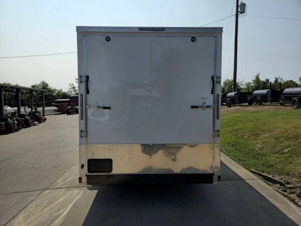 7' X 16' White Vnose Enclosed Trailer (2) 3,500lb Axles 7ft With Splash Guards - Image 5