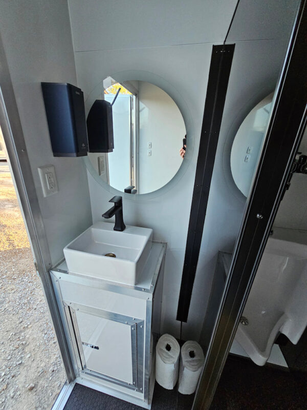 7' X 12' Custom Restroom / Bathroom Trailer - Image 38