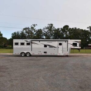2021 Lakota BIGHORN 8316SRGLQ 3 Horse Trailer with 16′ Short Wall