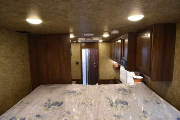 2018 Lakota Charger LQ Stock Trailer with 9′ Short Wall - Image 8