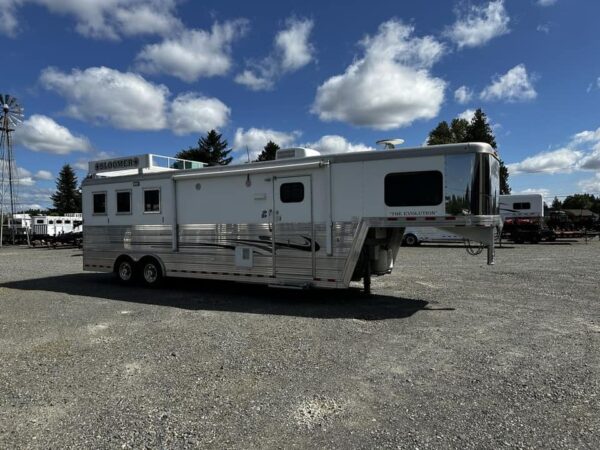 2009 Bloomer Trailers Evolution 10th Anniversary Edition 3-H 11′ LQ - Image 4