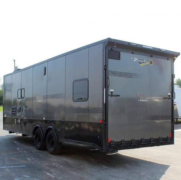 Enclosed Trailer Toy Hauler w/Living Quarters 2024 26′ Nomad Sleeps 6! #9219 - Image 10