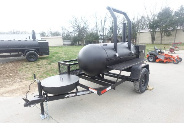 250 Gal Smoker Single Door with Counter Weight and Charkettle - Image 2