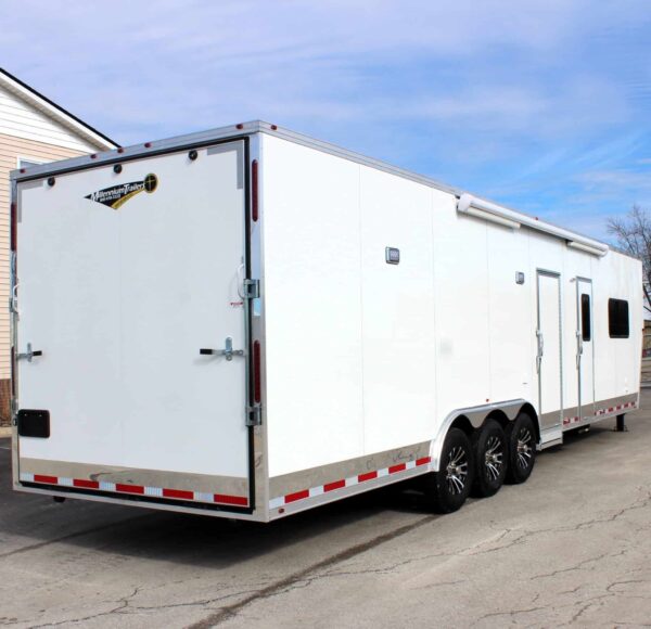 Enclosed Trailer with Living Quarters 2025 40′ 20′ LQ/Large Bath, Tapered Nose #0164 - Image 11