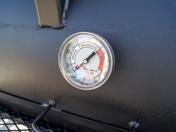 250 Gallon Pull-Behind BBQ Smoker Single Door with Counterweight 3500lb Axle - Image 7