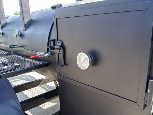 250 Gallon Pull-Behind BBQ Smoker Single Door with Counterweight 3500lb Axle - Image 8
