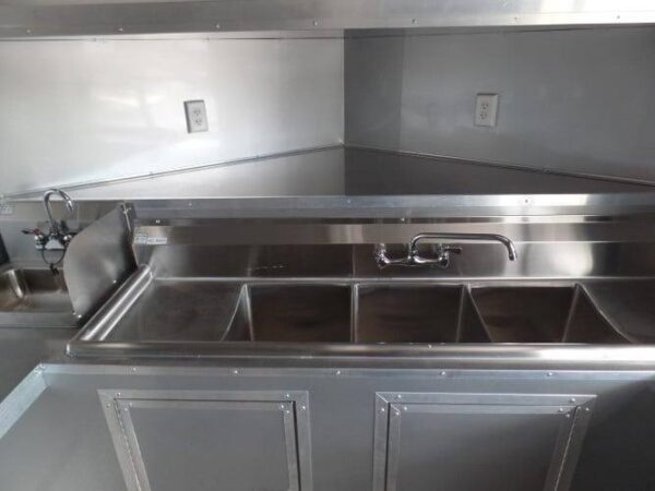 8.5' x 14' Concession Food Event Catering Trailer - Image 19