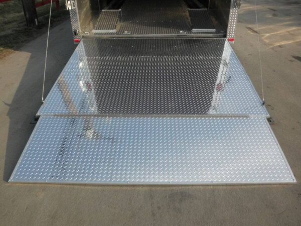 Enclosed Trailer 8.5' X 24' White - Cargo Bike Car Hauler Storage - Image 12