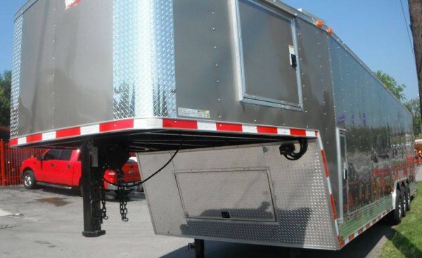 8.5x36 Silver Gooseneck Enclosed Trailer Hauler - Image 3