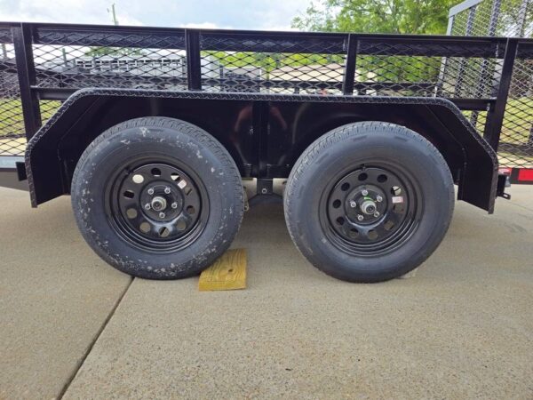 7' X 12' Straight Deck Utility Trailer 2ft Mesh - Image 4