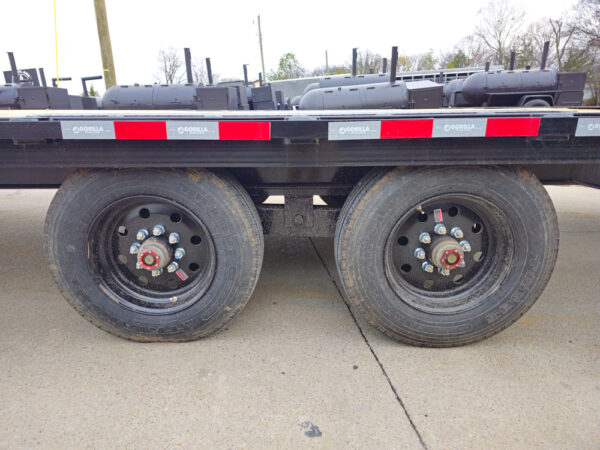 8.5x25 Gooseneck Deckover Dovetail Trailer (2) 10K Axles King Kong Ramps - Image 7