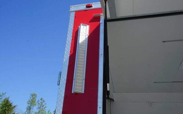 8.5 x 36' Red King Pin Fifth Wheel Trailer - Image 18