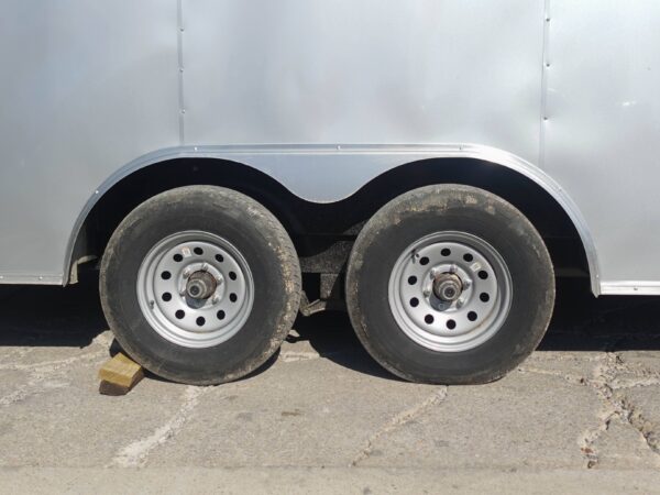 8.5x24 V-Nose Enclosed Trailer with E-Track (2) 5,200lb Axles - Image 10