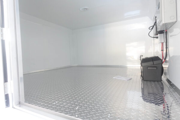 8.5 x 32' Gooseneck King Pin Fifth Wheel Trailer - Image 13