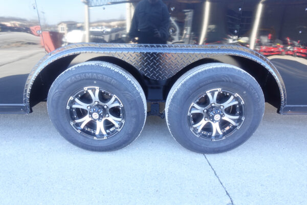 8.5x24 Black V-Nose Enclosed Trailer - Image 5