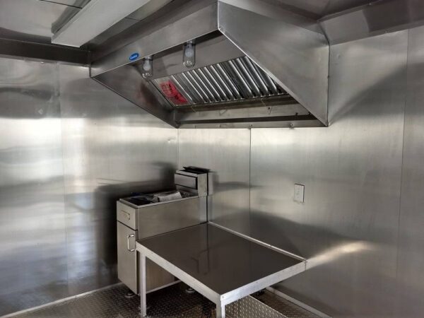 8.5' x 16' Concession Food Trailer With Appliances - Image 11