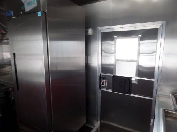 8.5' x 16' Concession Food Trailer With Appliances - Image 10