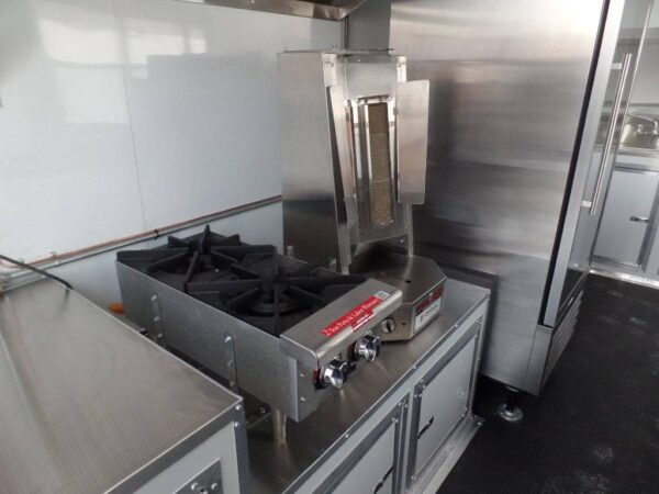 8.5' x 16' Concession Food Trailer With Appliances - Image 18